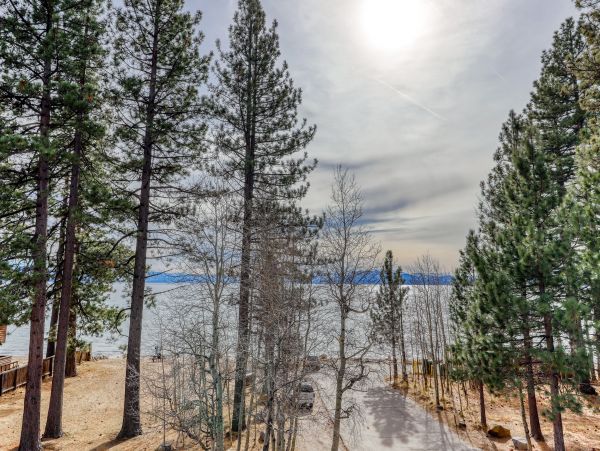 Lake Tahoe North Shore Home 978969