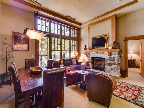 Lake Tahoe North Shore Home 978970