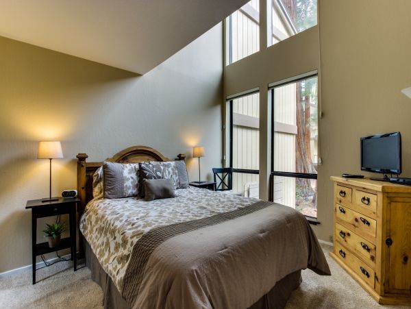 Lake Tahoe North Shore Home 978972