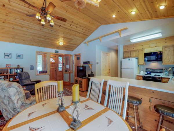 Lake Tahoe North Shore Home 978973