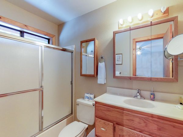 Lake Tahoe North Shore Home 978973