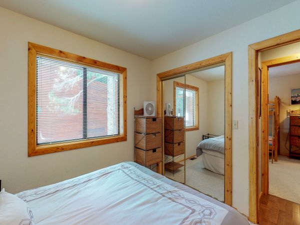 Lake Tahoe North Shore Home 978973