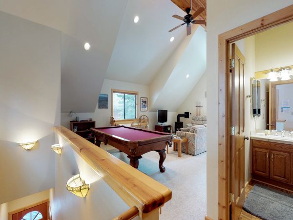 Lake Tahoe North Shore Home 978973