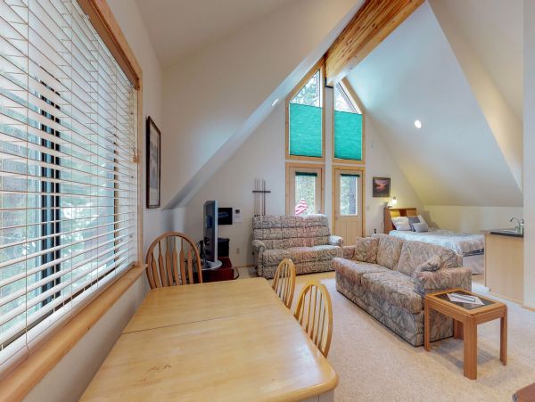 Lake Tahoe North Shore Home 978973