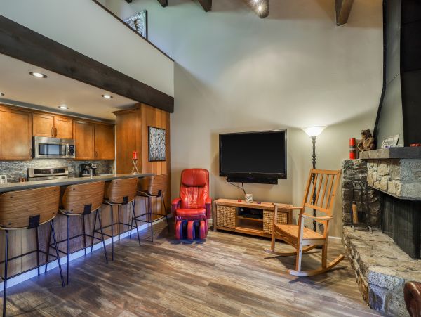 Lake Tahoe North Shore Home 978974