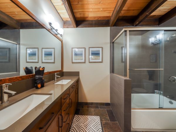 Lake Tahoe North Shore Home 978974