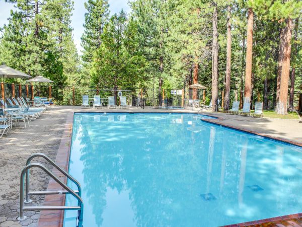 Lake Tahoe North Shore Home 978974