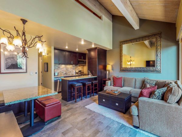 Lake Tahoe North Shore Home 978975
