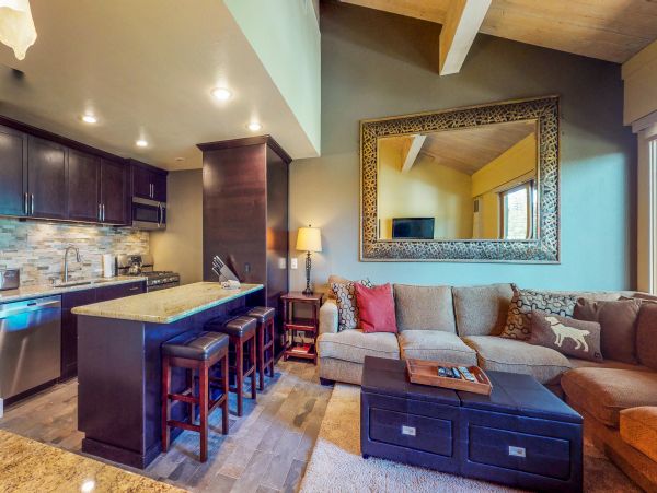 Lake Tahoe North Shore Home 978975