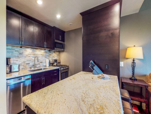 Lake Tahoe North Shore Home 978975