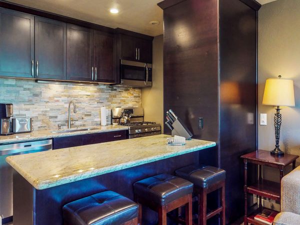 Lake Tahoe North Shore Home 978975