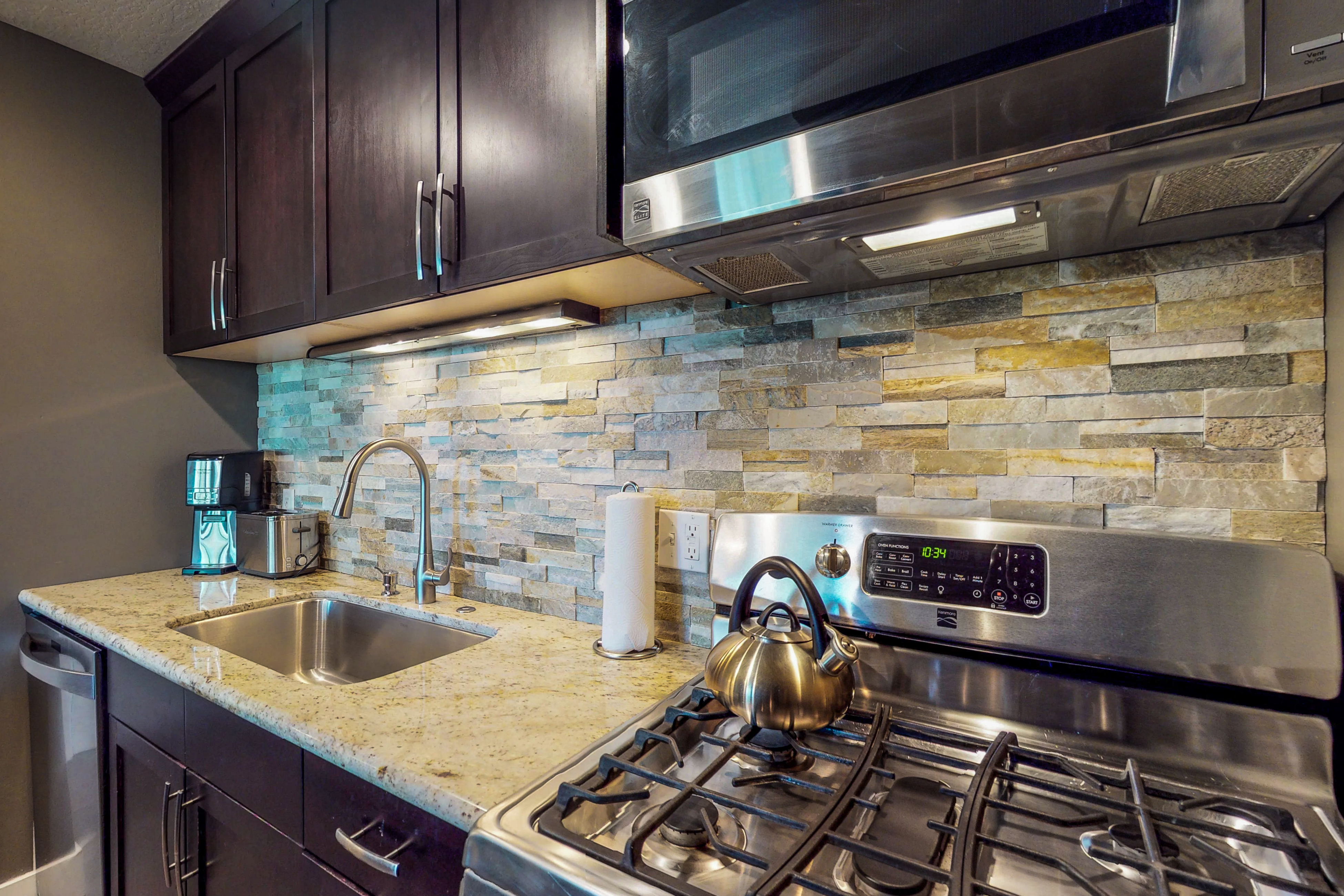 Lake Tahoe North Shore Home 978975