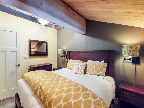 Lake Tahoe North Shore Home 978975