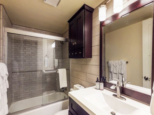 Lake Tahoe North Shore Home 978975