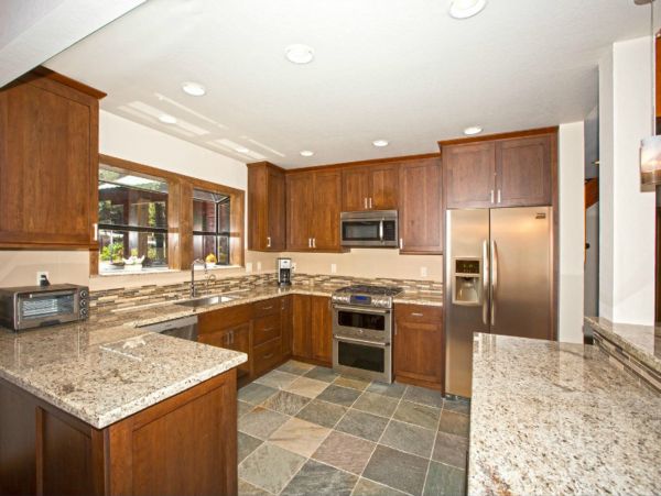 Lake Tahoe North Shore Home 978976