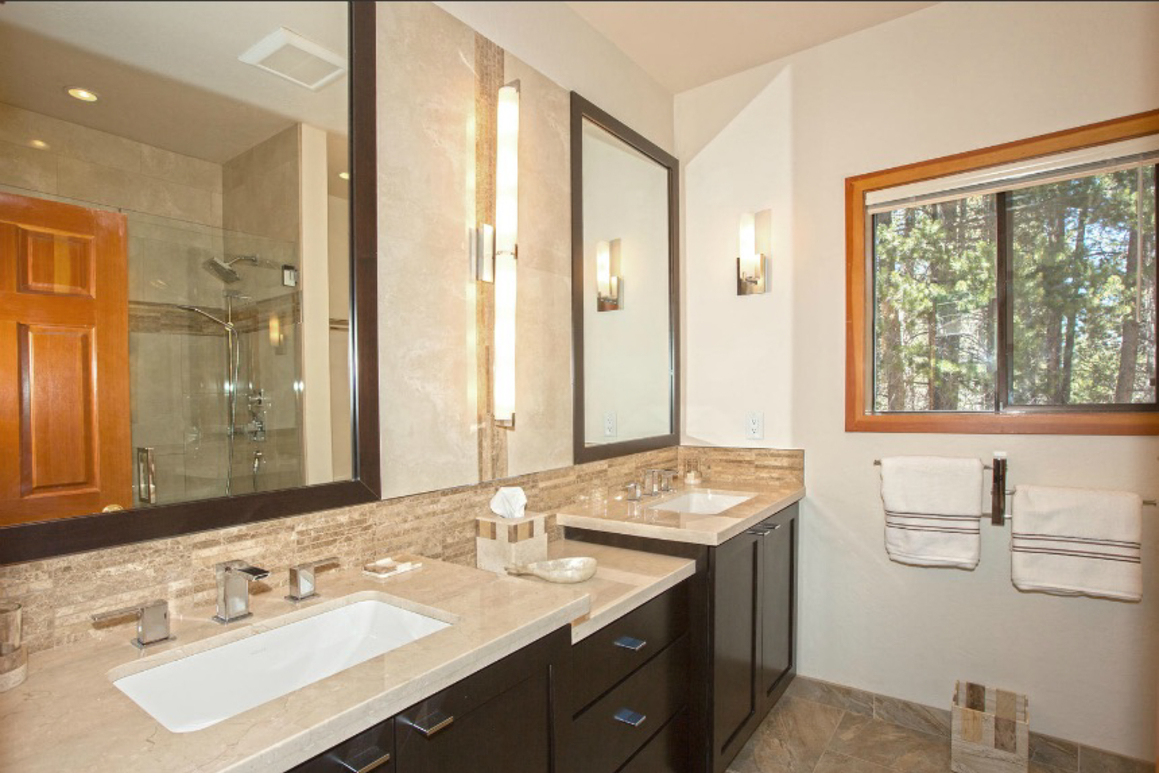 Lake Tahoe North Shore Home 978976