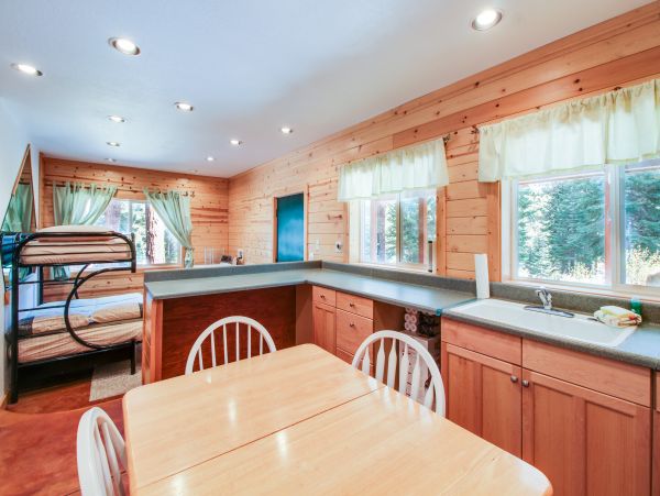 Lake Tahoe North Shore Home 978977