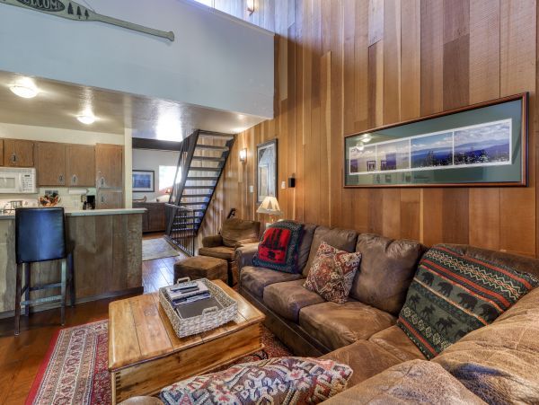 Lake Tahoe North Shore Home 978978