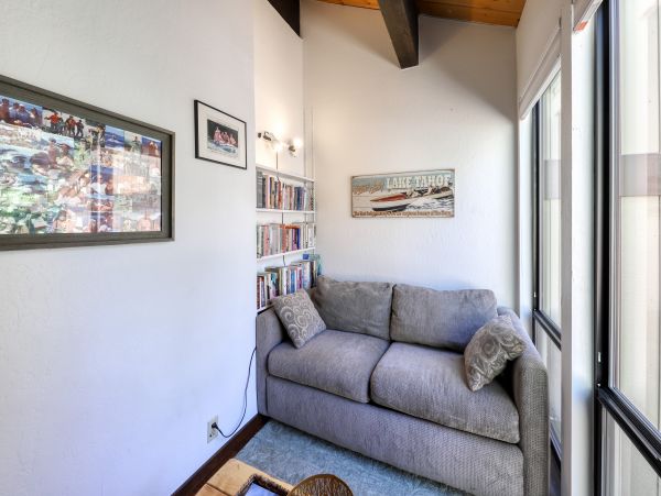 Lake Tahoe North Shore Home 978978