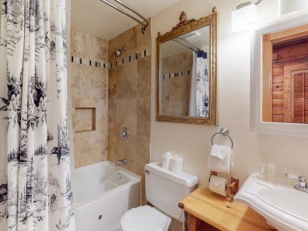Lake Tahoe North Shore Home 978981