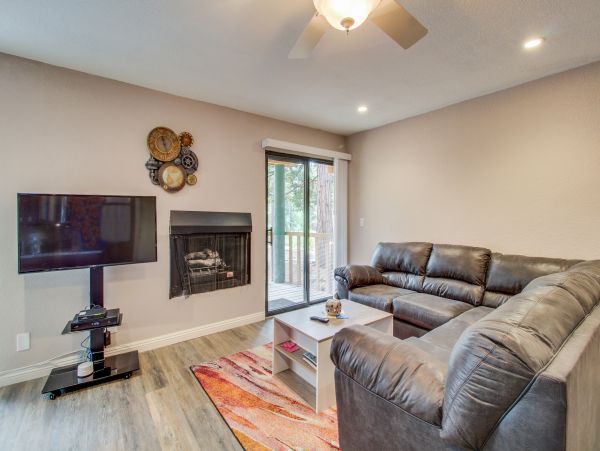 Lake Tahoe North Shore Home 978982
