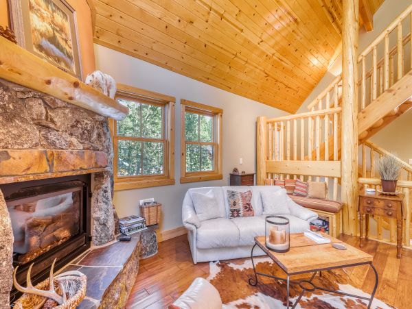 Lake Tahoe North Shore Home 978983
