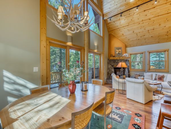Lake Tahoe North Shore Home 978983
