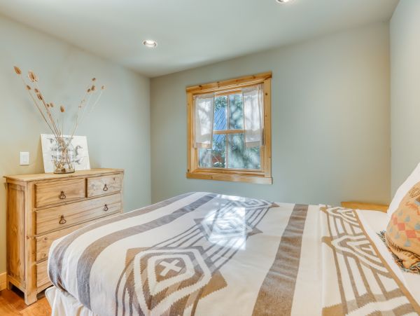 Lake Tahoe North Shore Home 978983