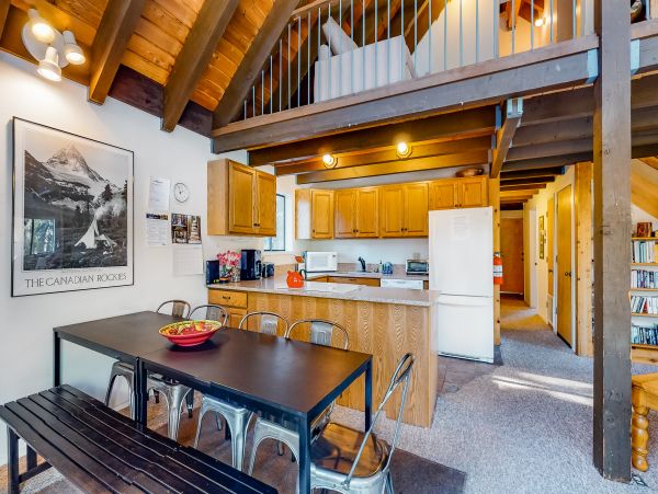 Lake Tahoe North Shore Home 978984