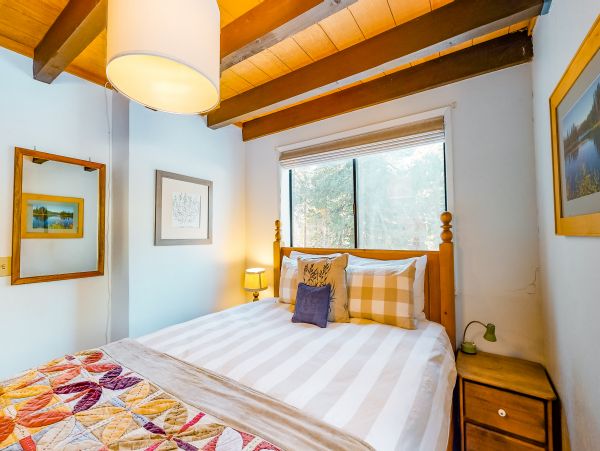 Lake Tahoe North Shore Home 978984