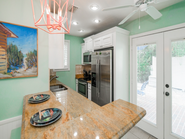 Holmes Beach Vacation Home with Pool 4 houses to beach