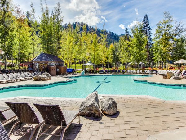 Lake Tahoe North Shore Home 978986