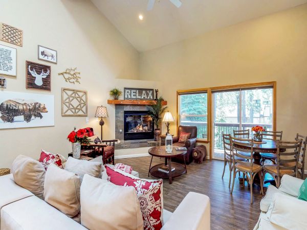 Lake Tahoe North Shore Home 978987