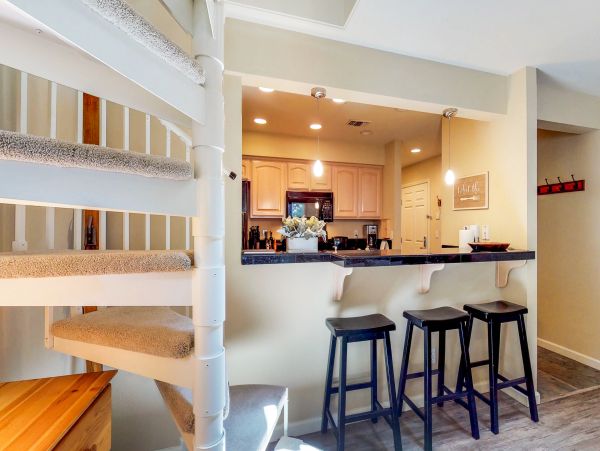 Lake Tahoe North Shore Home 978987