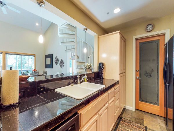 Lake Tahoe North Shore Home 978987
