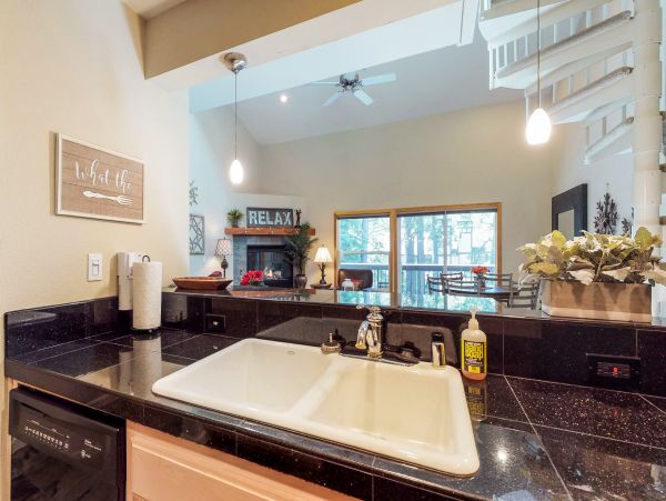 Lake Tahoe North Shore Home 978987