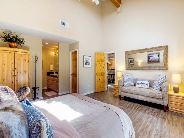 Lake Tahoe North Shore Home 978987