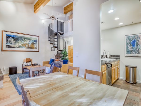Lake Tahoe North Shore Home 978988