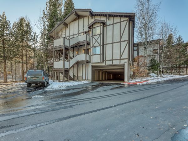 Lake Tahoe North Shore Home 978988