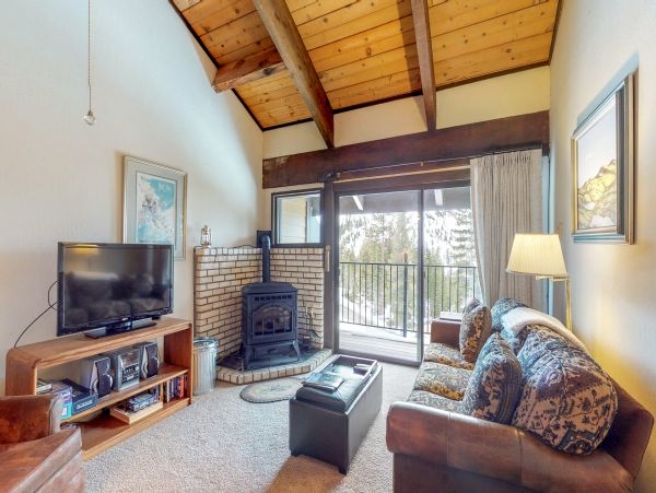Lake Tahoe North Shore Home 978989