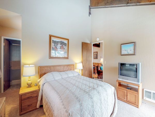 Lake Tahoe North Shore Home 978989