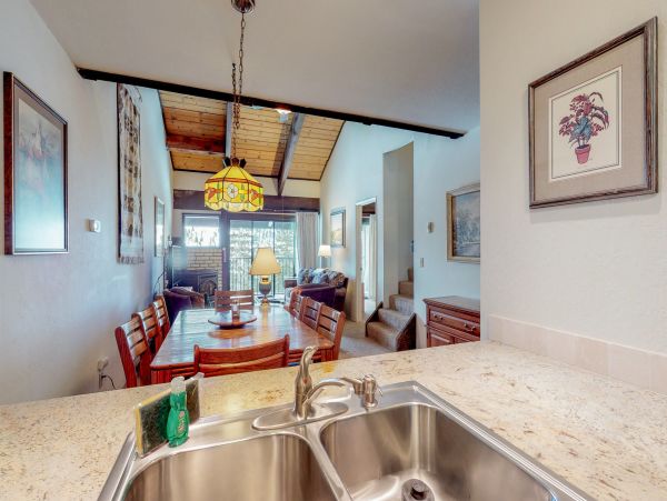 Lake Tahoe North Shore Home 978989