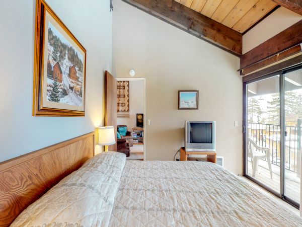 Lake Tahoe North Shore Home 978989