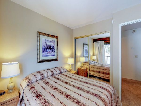 Lake Tahoe North Shore Home 978989