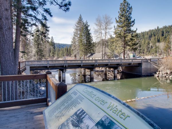 Lake Tahoe North Shore Home 978989