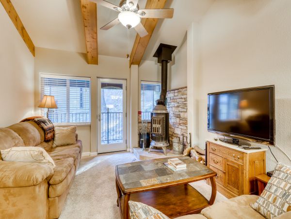 Lake Tahoe North Shore Home 978990