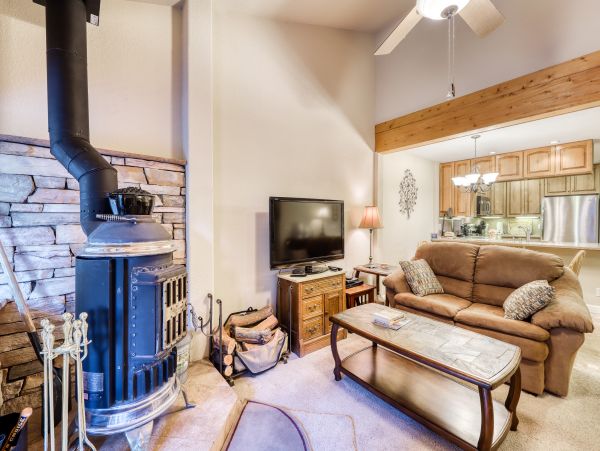 Lake Tahoe North Shore Home 978990