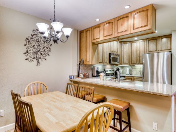 Lake Tahoe North Shore Home 978990