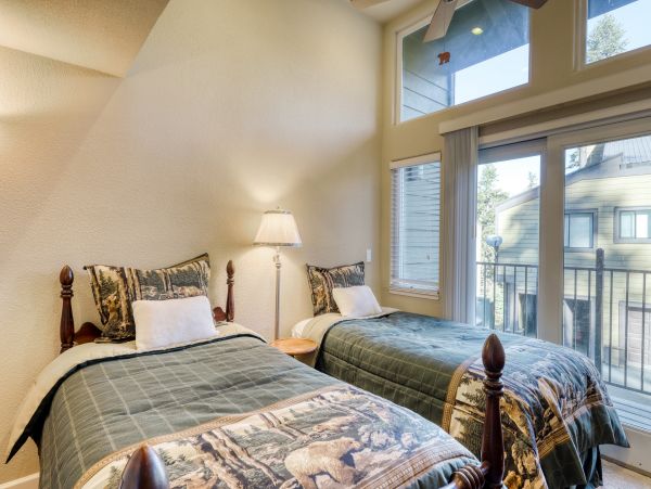 Lake Tahoe North Shore Home 978990