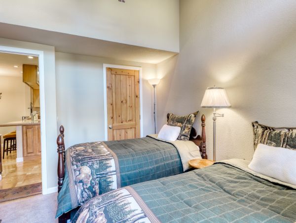 Lake Tahoe North Shore Home 978990
